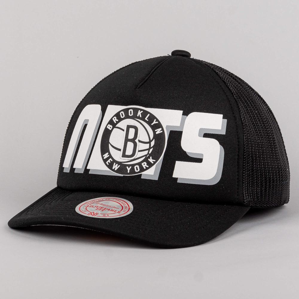Mitchell & Ness NBA Billboard Trucker Snapback Brooklyn Nets Black