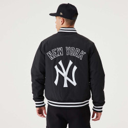 NEW ERA New York Yankees MLB Team Logo Black Bomber Jacket Black