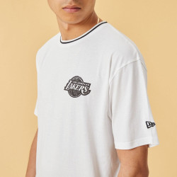 NEW ERA tričko Distressed Graphic oversized tee LOSLAK LOS ANGELES LAKERS White