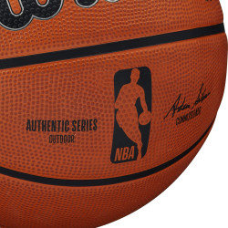 Wilson NBA Authentic Series Outdoor (sz. 6)