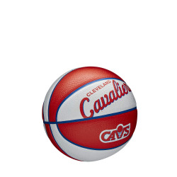 Wilson NBA Team Retro Mini Basketball Cleveland Cavs (sz. 3)