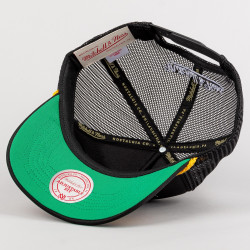Mitchell & Ness NBA Gold Leaf Trucker Brooklyn Nets Black