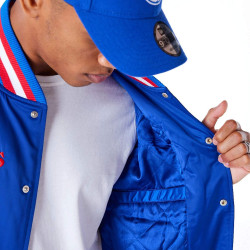 Bunda bomer New Era NBA Philadelphia 76ers Satin Blue Bomber Jacket modrá