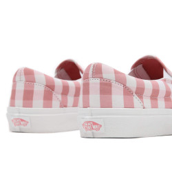Vans Gingham Classic Slip-On Shoes (Gingham) Rosette/True White