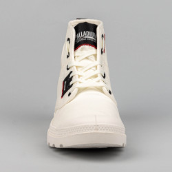 Palladium Pampa Hi Patch Star White