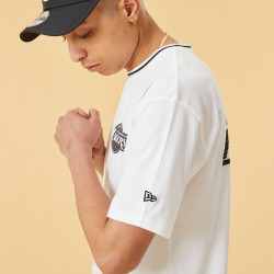 NEW ERA tričko Distressed Graphic oversized tee LOSLAK LOS ANGELES LAKERS White