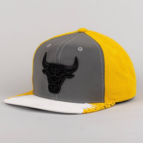 Mitchell & Ness NBA Day 5 Snapback Chicago Bulls Yellow / White