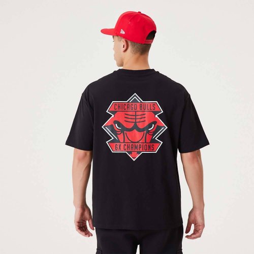 NEW ERA Chicago Bulls NBA Championship Black Oversized T-Shirt Black